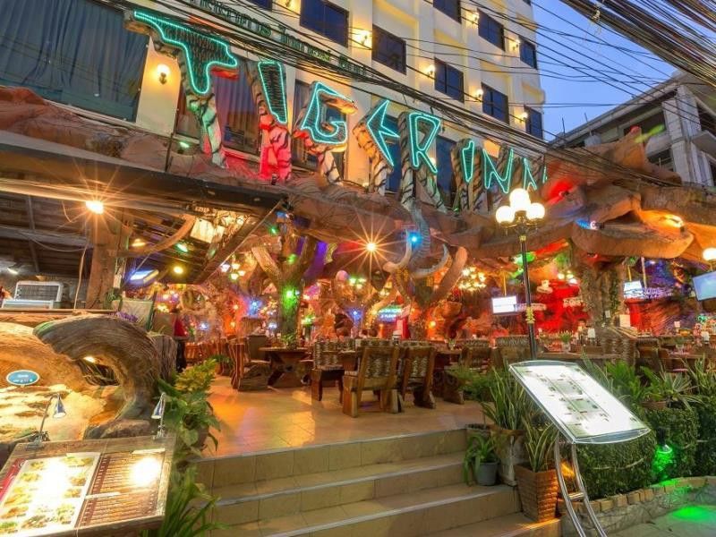 タイガー イン ホテル パトン エクステリア 写真